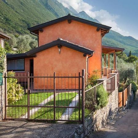 فيلا Casale San Michele مالتشيزينيه المظهر الخارجي الصورة
